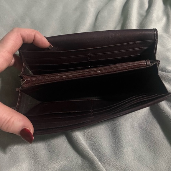 🔥Authentic Gucci Guccissima embossed leather wallet with gold heart GG logo - Picture 12 of 13